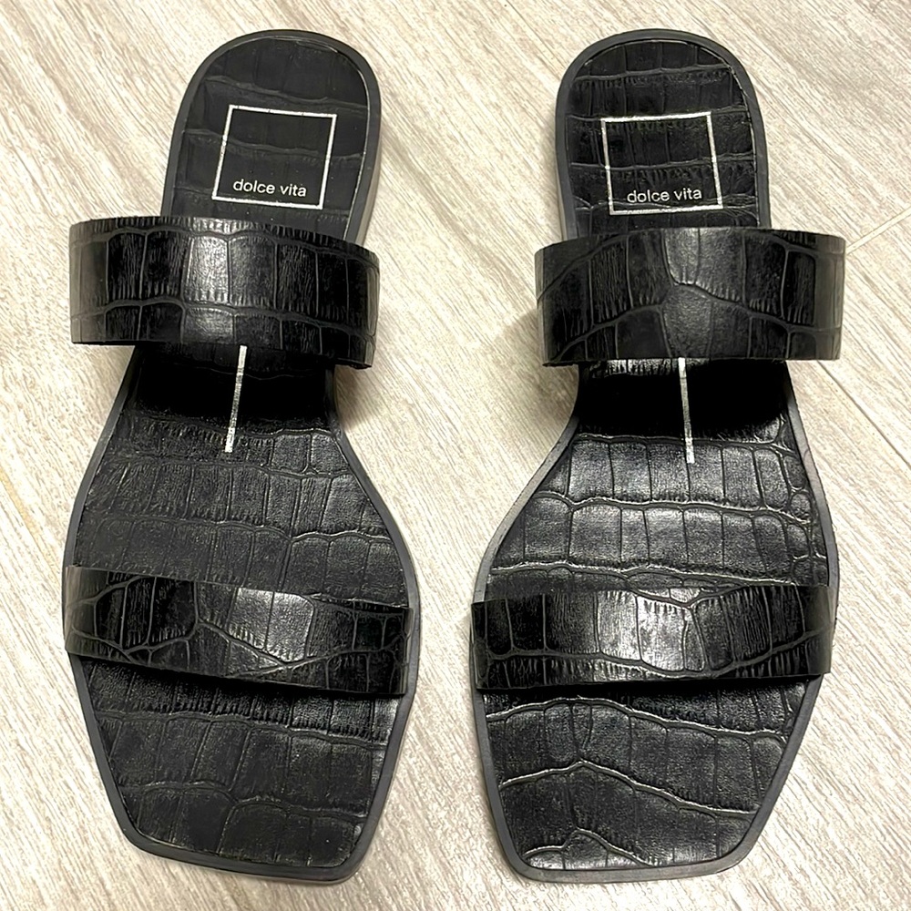 Dolce vita black sandals, slip on. Size 6!